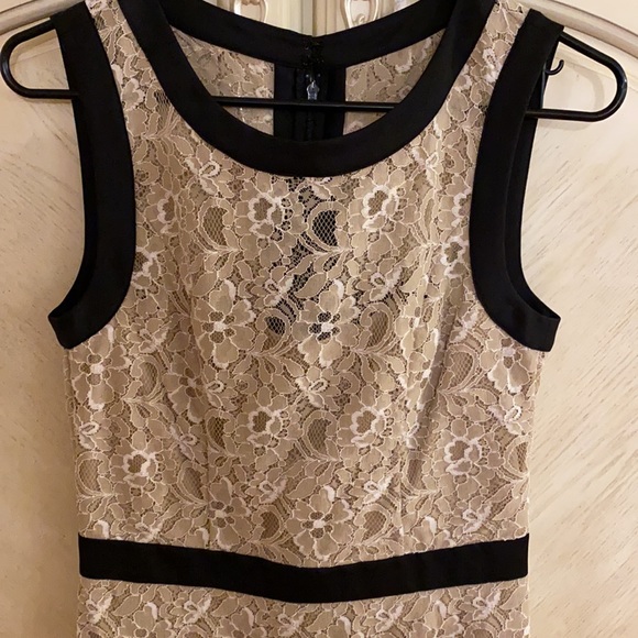 BCBG Paris MADDY mini Nude lace dress. New with tags. No flaws size 4 - Picture 1 of 9